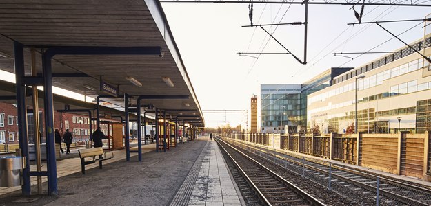 Sollentuna station med perrongen.