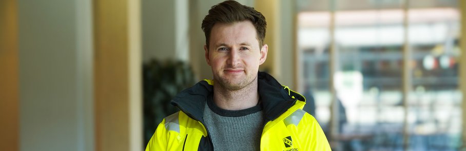 Llyr Tomas-Hilden, miljö- och hälsoskyddsinsoektör